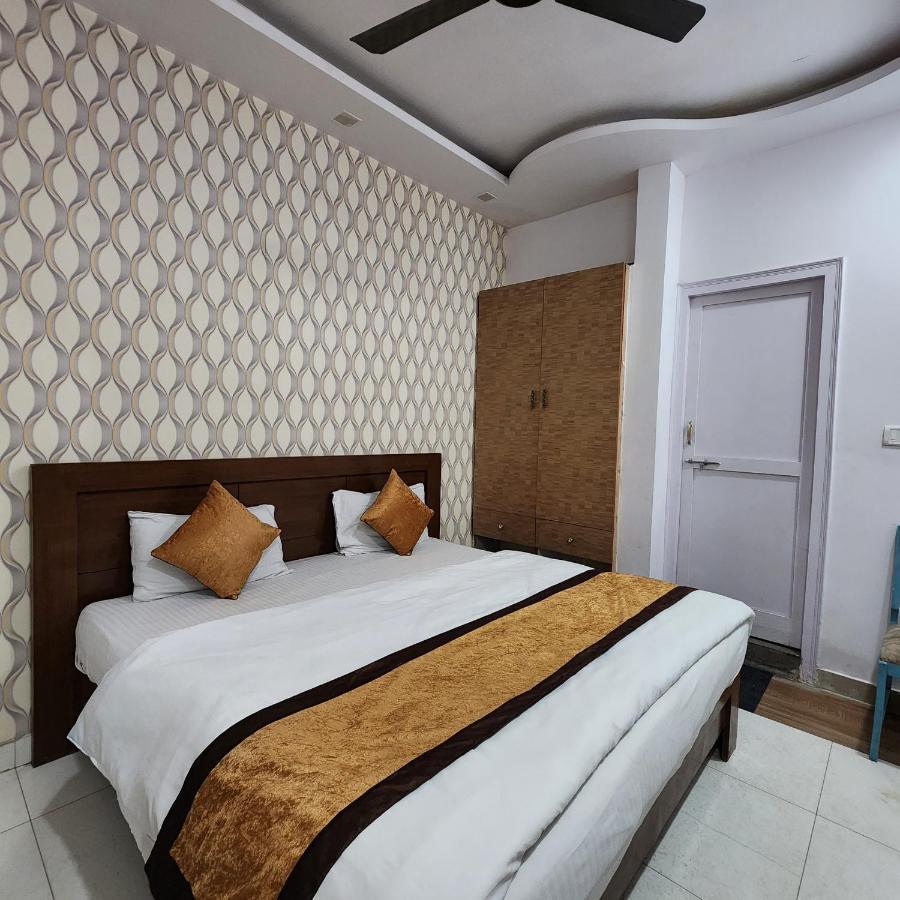 Hotel Royal Afghan New Delhi Exterior foto