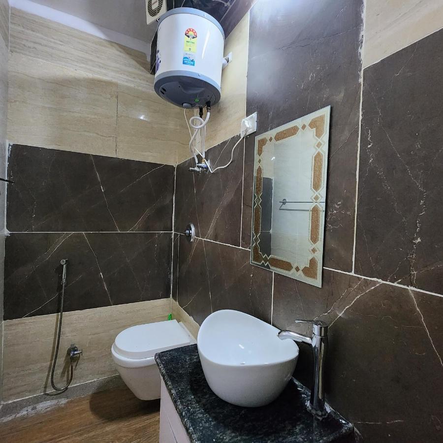 Hotel Royal Afghan New Delhi Exterior foto