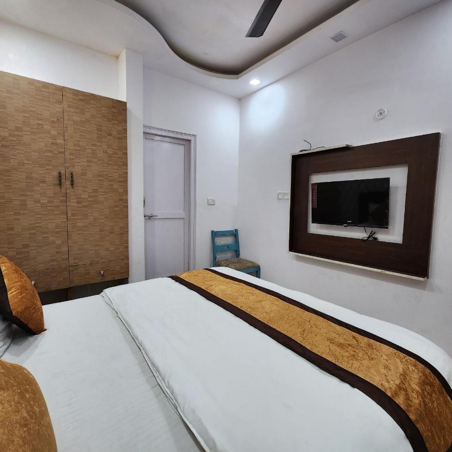 Hotel Royal Afghan New Delhi Exterior foto