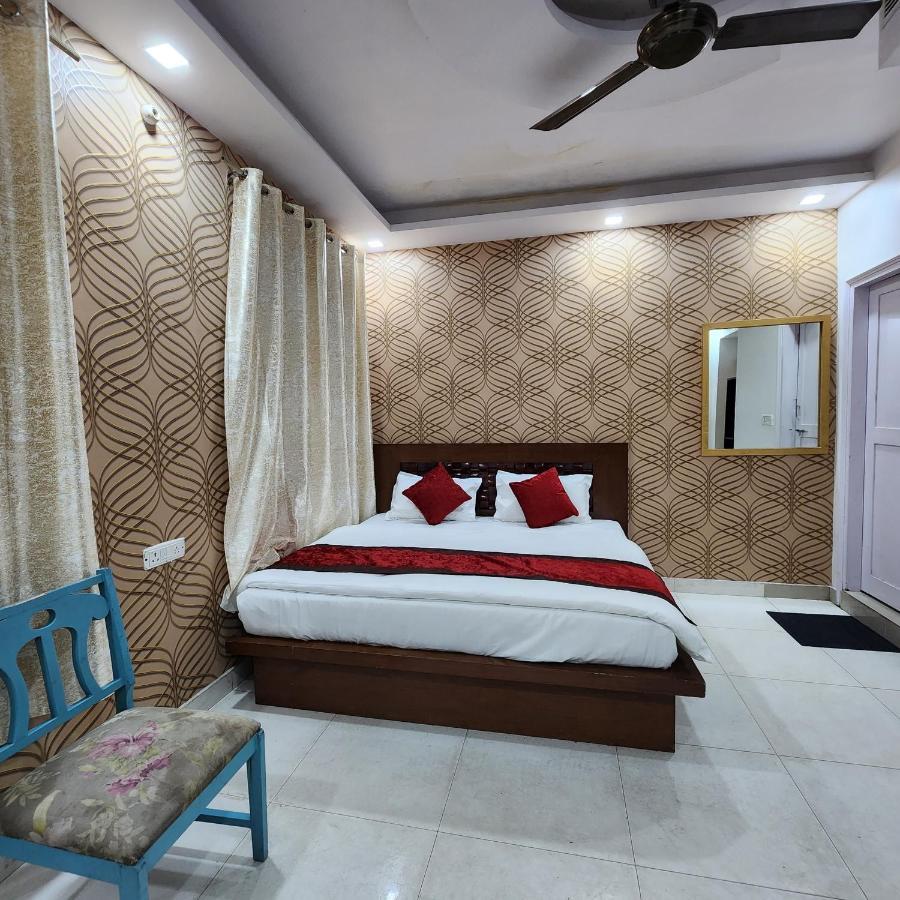 Hotel Royal Afghan New Delhi Exterior foto